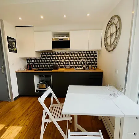 T2 Cosy Jardin Et Lit King Size Dans Appartement *