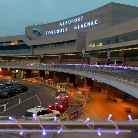 Lejlighed T2 Cosy Jardin Et Lit King Size Dans *